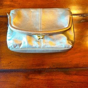 Coach Gold like new clutch. Cute change purse clasp